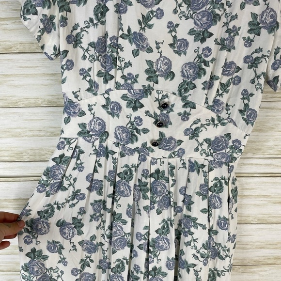 Vintage 80’s Whirlaway Cottagecore Blue Rose Print Button Waist Maxi Dress - Picture 5 of 7